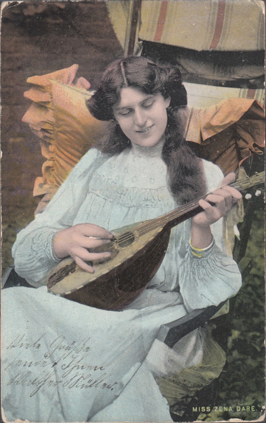 Miss Zena Dare mit Mandoline - Alte Postkarte